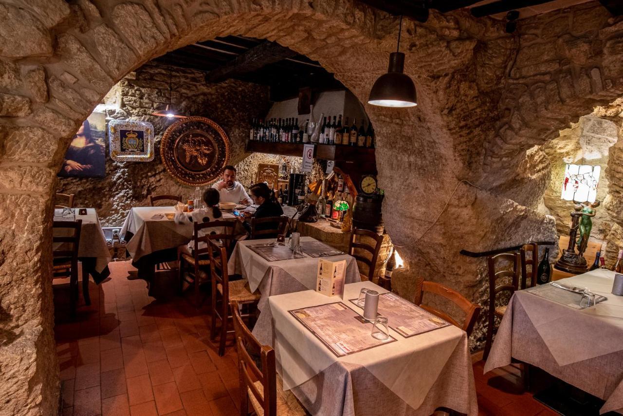 Locanda Cantina Di Bacco サンマリノ エクステリア 写真