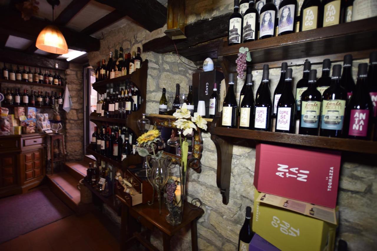 Locanda Cantina Di Bacco サンマリノ エクステリア 写真