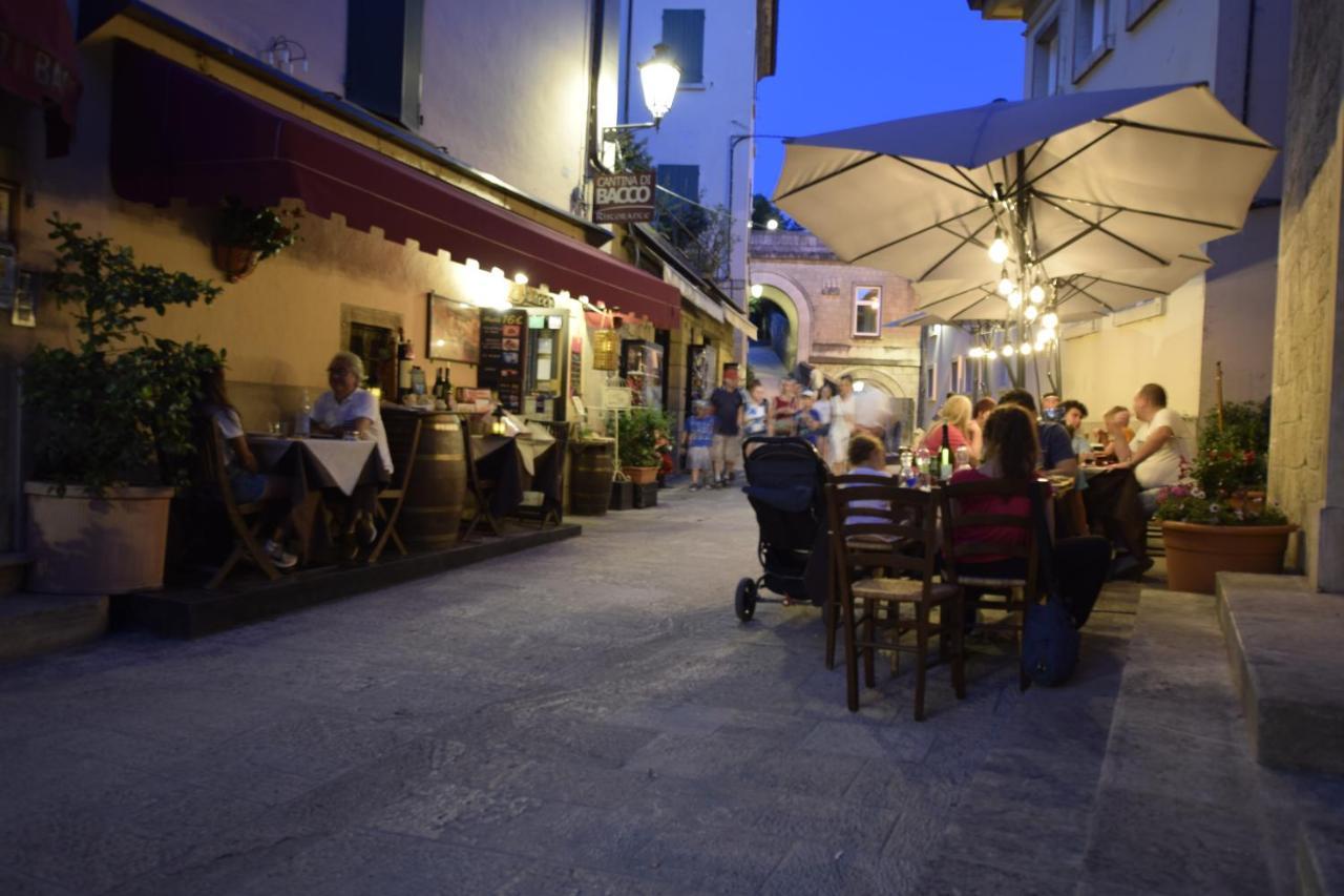 Locanda Cantina Di Bacco サンマリノ エクステリア 写真