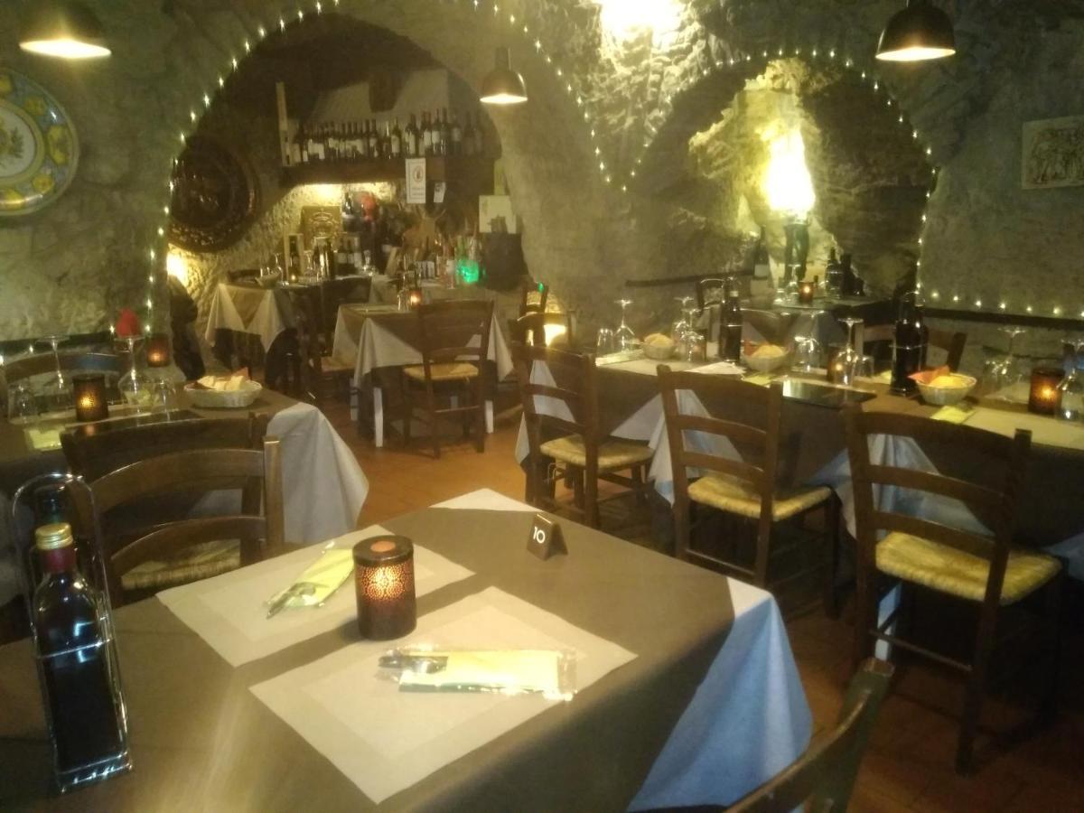 Locanda Cantina Di Bacco サンマリノ エクステリア 写真
