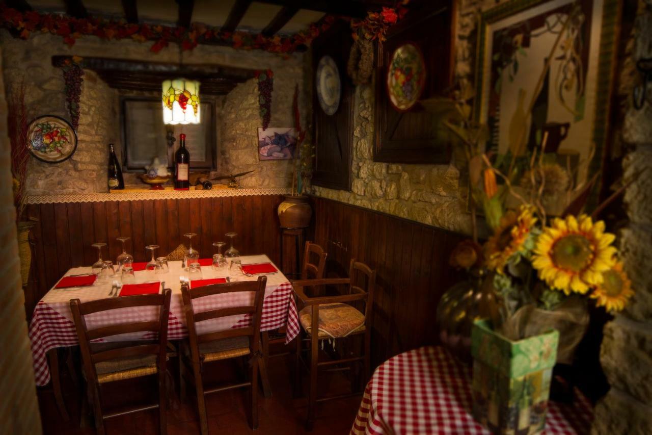 Locanda Cantina Di Bacco サンマリノ エクステリア 写真